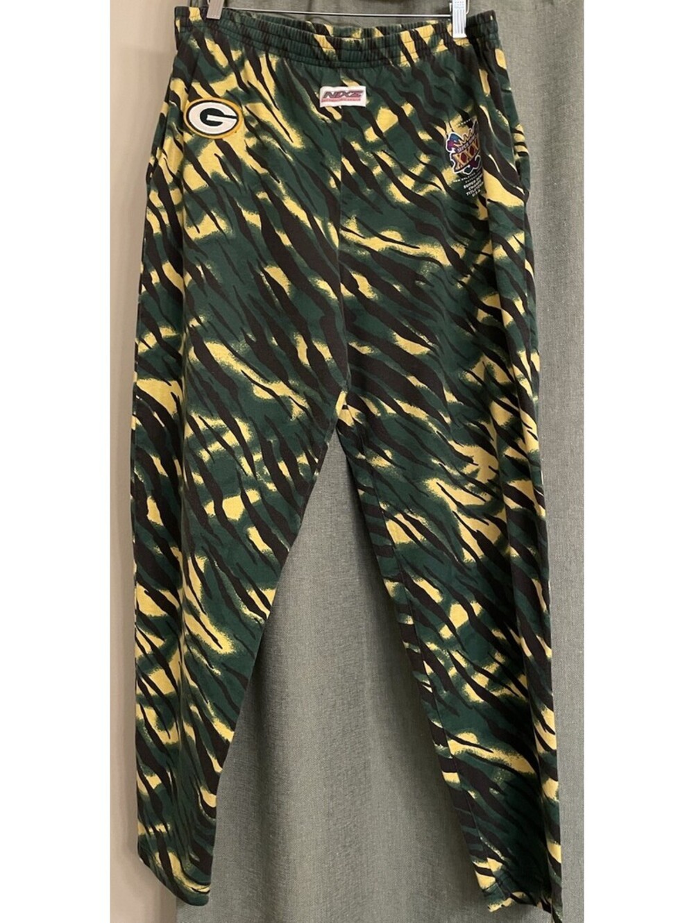 Vintage NIXZ 1996 Green Bay Packers Super Bowl Champs Zubaz Medium